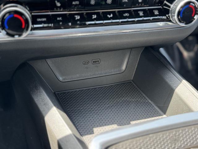 new 2026 Chevrolet Equinox car, priced at $35,890