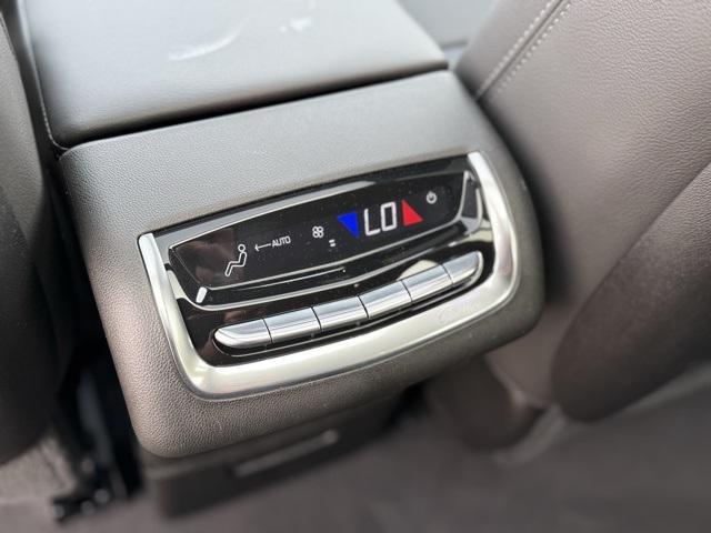 new 2025 Cadillac XT6 car, priced at $52,690