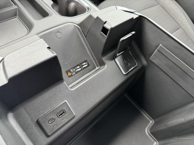 new 2025 Chevrolet Silverado 1500 car