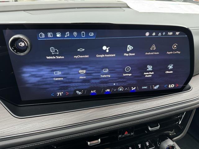 new 2025 Chevrolet Suburban car, priced at $73,920