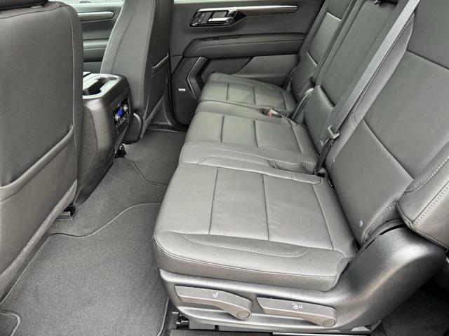 new 2025 Chevrolet Suburban car, priced at $73,920