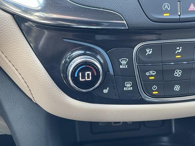 used 2022 Chevrolet Equinox car, priced at $24,899