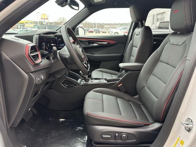 new 2025 Chevrolet TrailBlazer car, priced at $32,330