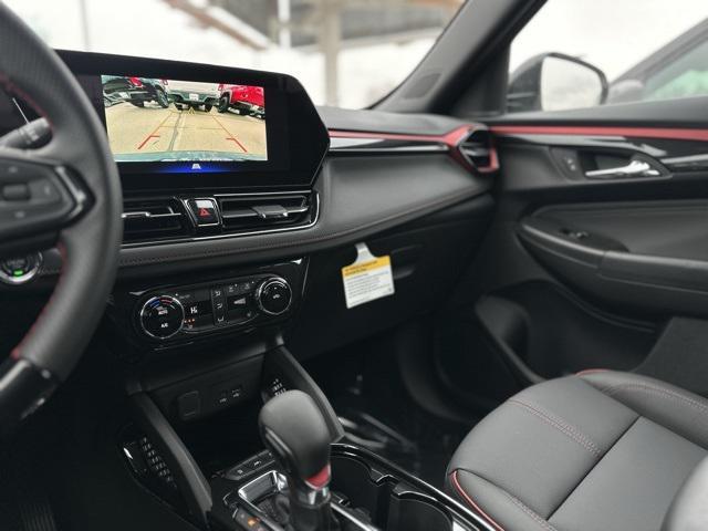 new 2025 Chevrolet TrailBlazer car, priced at $32,330