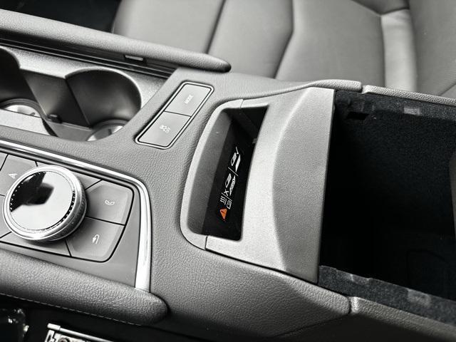 new 2025 Cadillac XT5 car, priced at $59,190