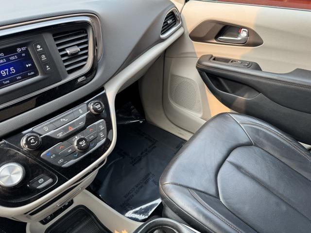 used 2017 Chrysler Pacifica car, priced at $12,985