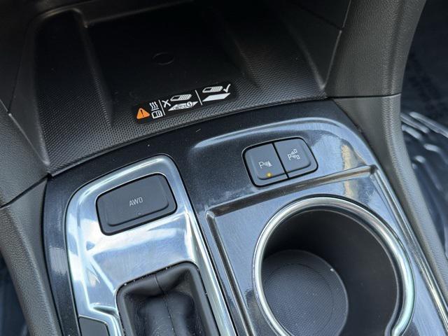 used 2023 Chevrolet Equinox car, priced at $26,990