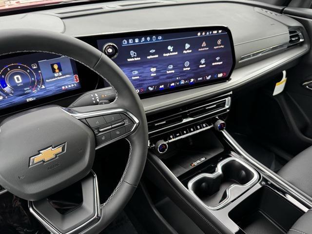 new 2025 Chevrolet Traverse car