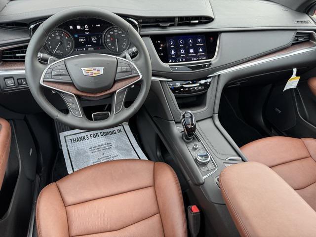 new 2025 Cadillac XT5 car