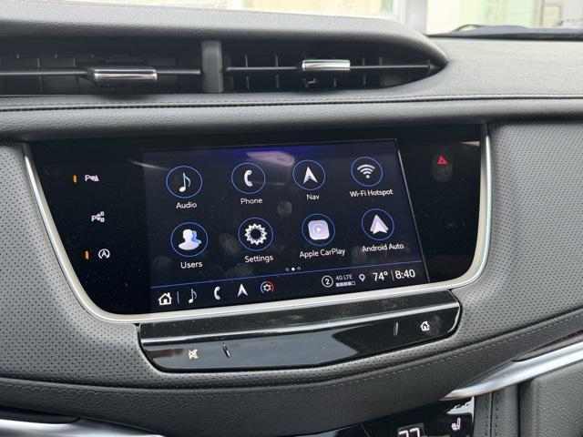 new 2025 Cadillac XT5 car
