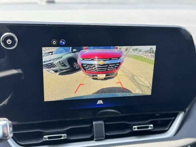 new 2026 Chevrolet Equinox car, priced at $31,995