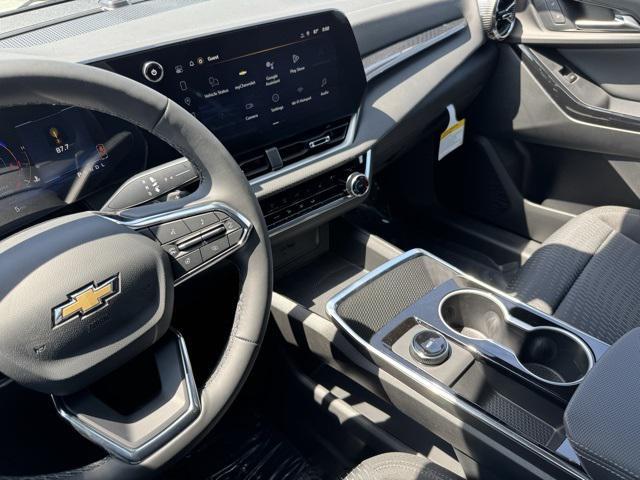 new 2026 Chevrolet Equinox car, priced at $31,995