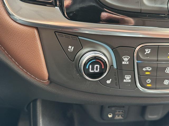 used 2021 Chevrolet Traverse car, priced at $29,990