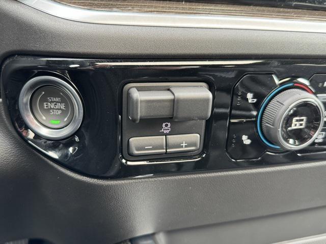 new 2025 Chevrolet Silverado 1500 car