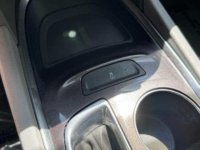 used 2022 Chevrolet Malibu car, priced at $17,990