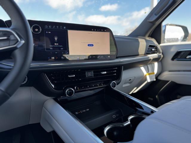 new 2025 Chevrolet Suburban car, priced at $77,499