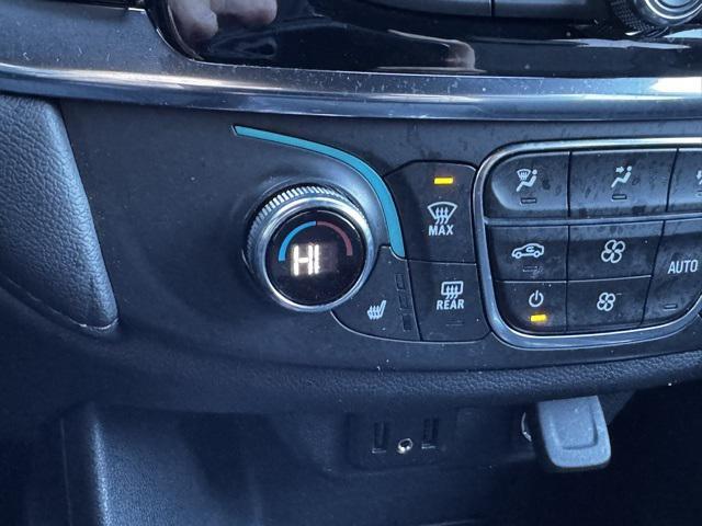 used 2023 Chevrolet Traverse car, priced at $32,995