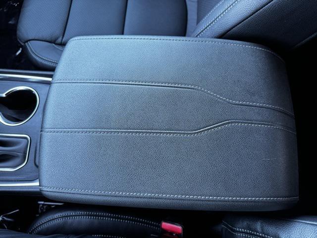 used 2023 Chevrolet Traverse car, priced at $32,995