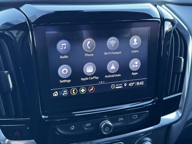 used 2023 Chevrolet Traverse car, priced at $32,995