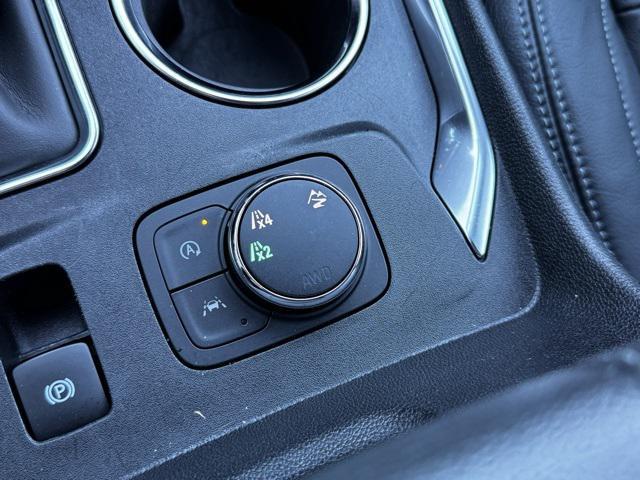 used 2023 Chevrolet Traverse car, priced at $32,995