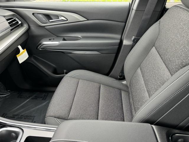 new 2025 Chevrolet Traverse car, priced at $44,695