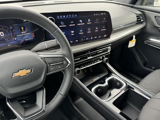 new 2025 Chevrolet Traverse car, priced at $44,695