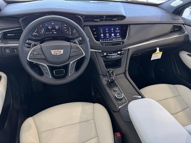 new 2025 Cadillac XT5 car