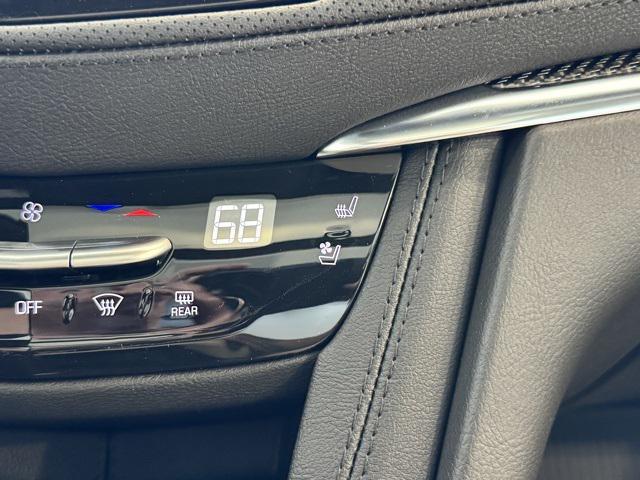 new 2025 Cadillac XT5 car