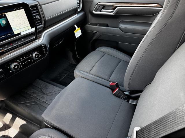 new 2025 Chevrolet Silverado 1500 car