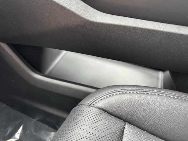 new 2026 Chevrolet Equinox car, priced at $33,045