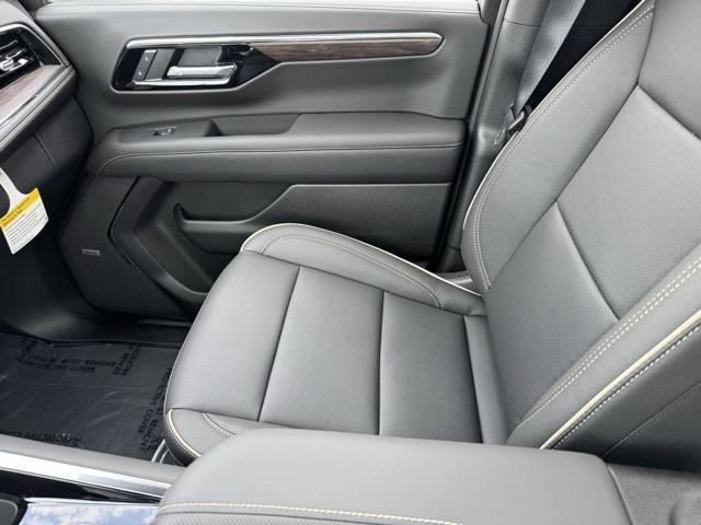 new 2025 Chevrolet Suburban car, priced at $81,385