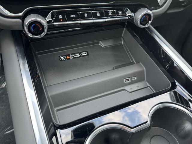 new 2025 Chevrolet Suburban car, priced at $81,385