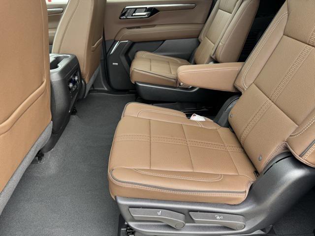 new 2025 Chevrolet Suburban car, priced at $92,580