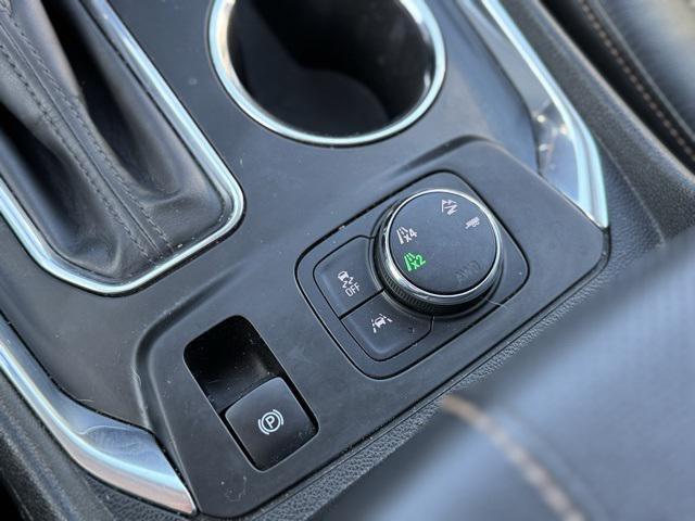 used 2020 Chevrolet Traverse car, priced at $30,995
