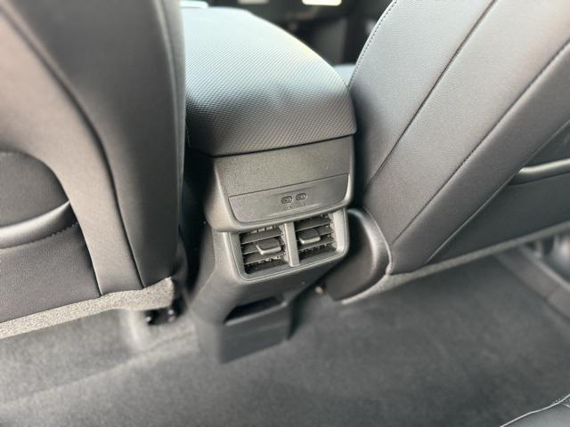 new 2026 Chevrolet Equinox car, priced at $33,540