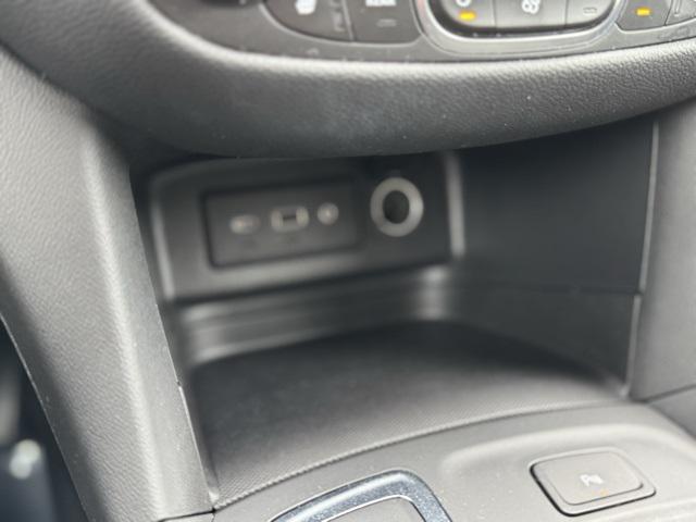 used 2023 Chevrolet Equinox car, priced at $24,395
