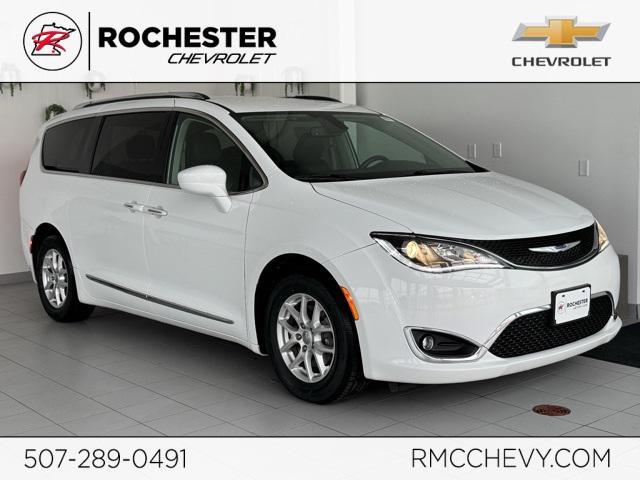 used 2020 Chrysler Pacifica car, priced at $20,995