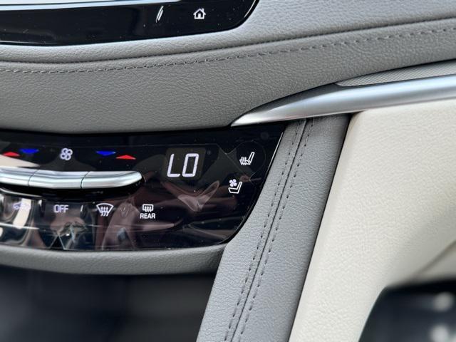 new 2025 Cadillac XT5 car, priced at $57,515