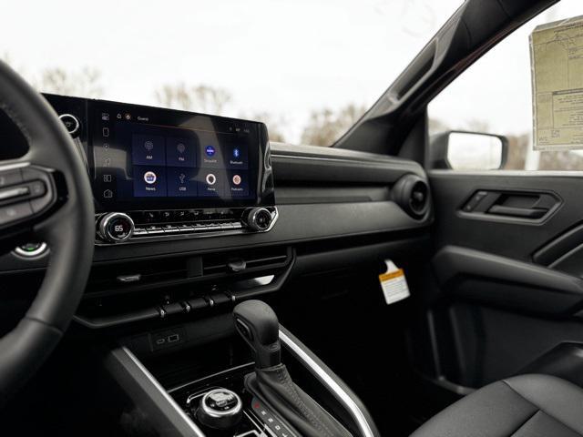 new 2025 Chevrolet Colorado car, priced at $44,665
