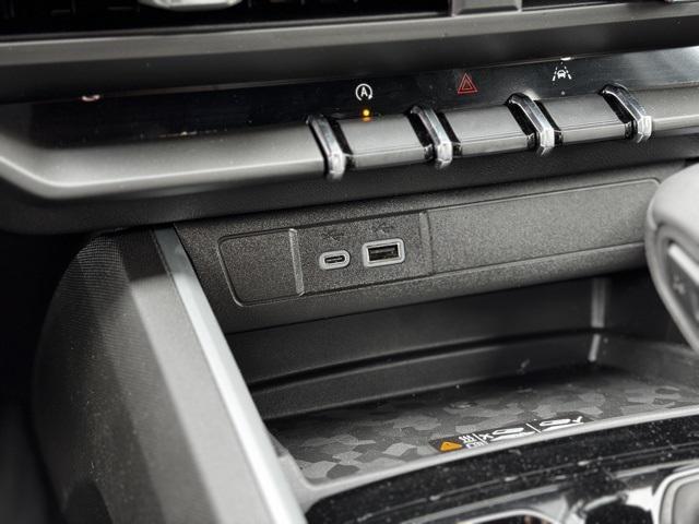 new 2025 Chevrolet Colorado car, priced at $44,665