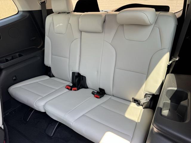used 2022 Kia Telluride car, priced at $31,999