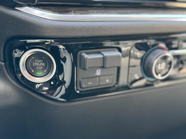 new 2025 Chevrolet Silverado 1500 car, priced at $54,320