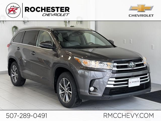 used 2018 Toyota Highlander car, priced at $21,999