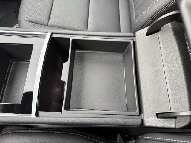 new 2026 Chevrolet Traverse car, priced at $49,420