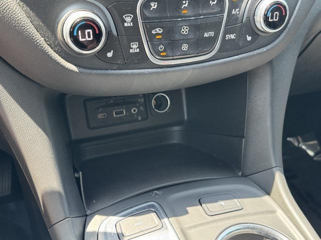 used 2022 Chevrolet Equinox car, priced at $20,499