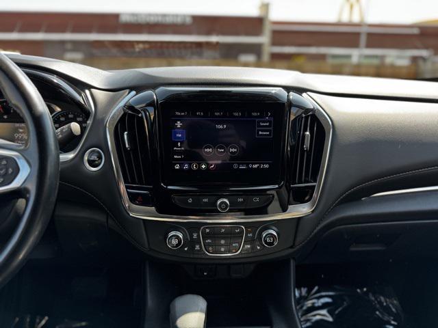 used 2021 Chevrolet Traverse car, priced at $25,990