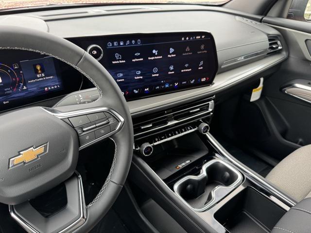 new 2026 Chevrolet Traverse car, priced at $45,415