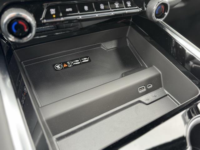 new 2025 Chevrolet Tahoe car, priced at $76,095