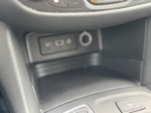 used 2022 Chevrolet Equinox car, priced at $23,395