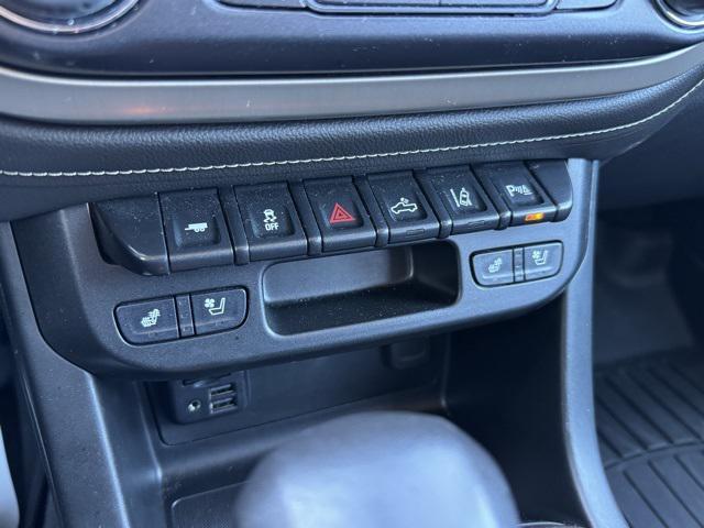used 2022 GMC Canyon car, priced at $34,995